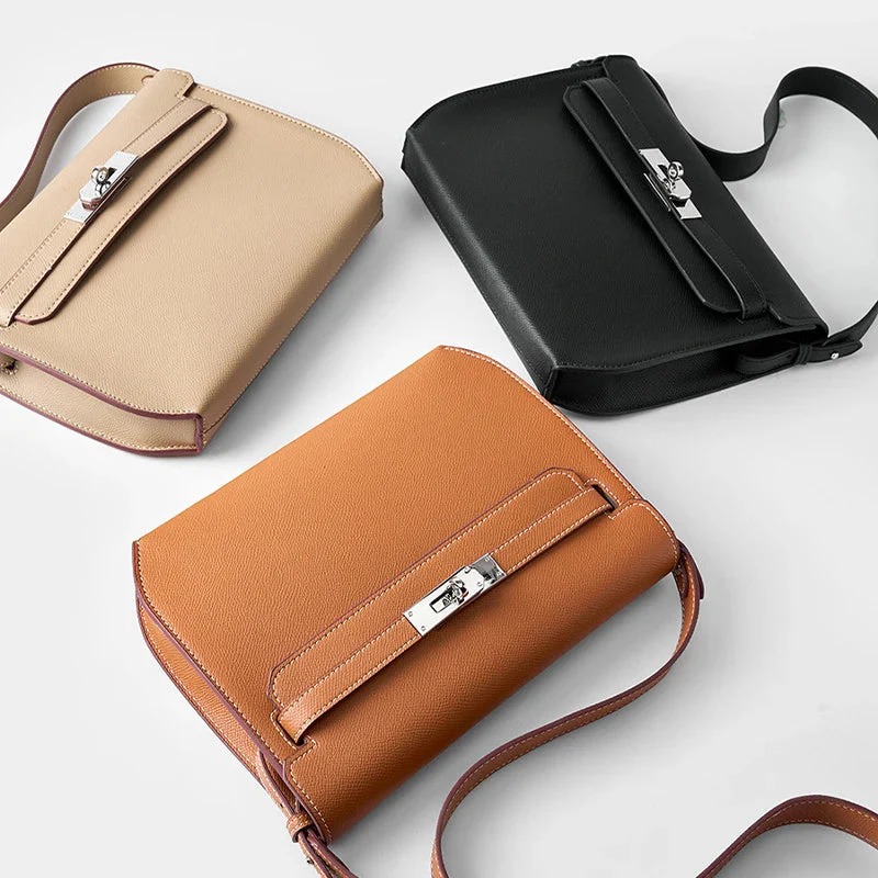 As cores mais requisitadas para bolsas de couro femininas