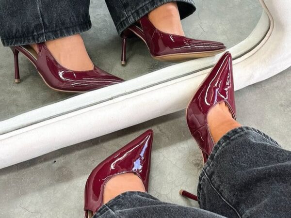 O retorno triunfante do sapato Scarpin no cenário da moda feminina